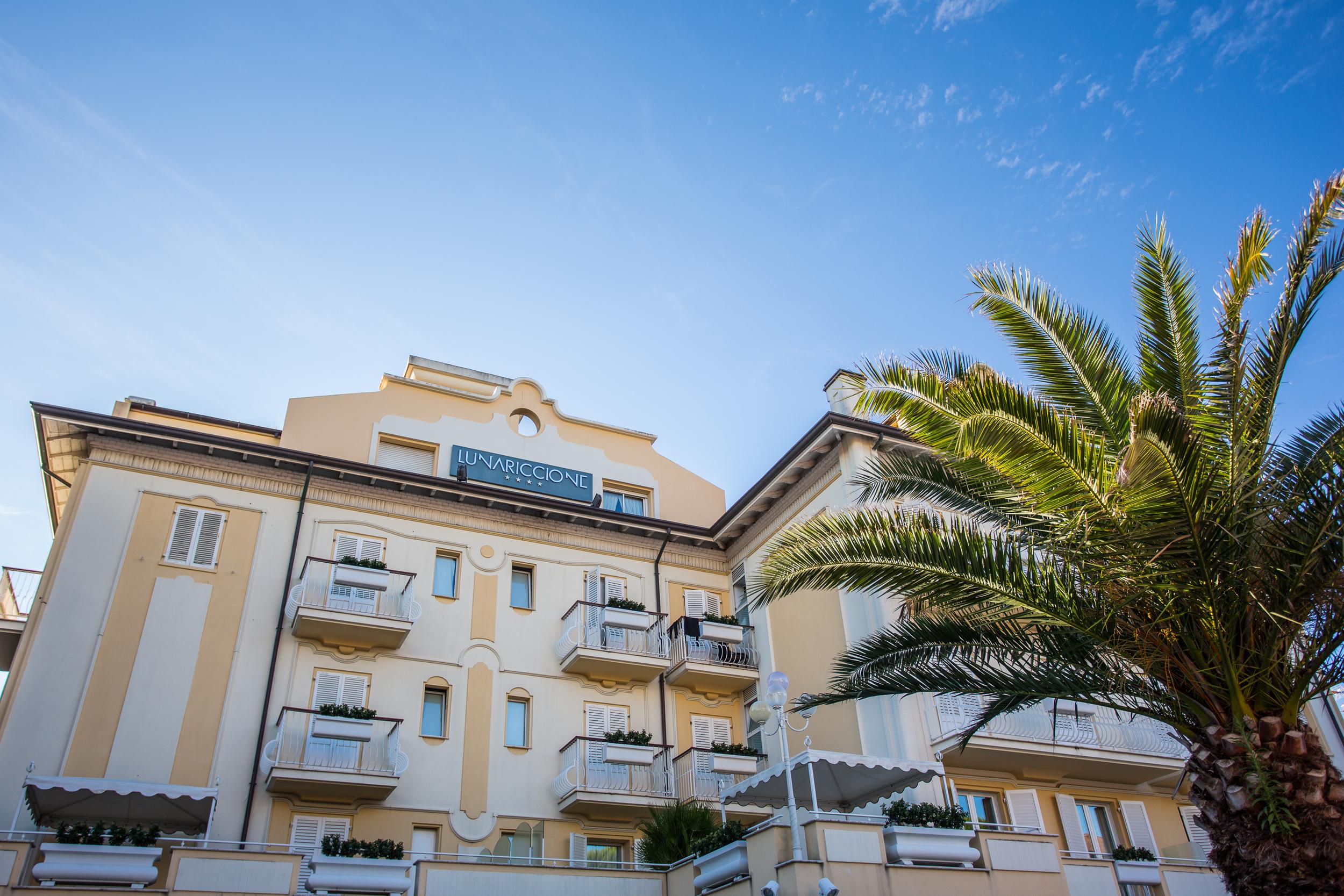 Hotel Luna Riccione E Aqua Spa Only Adults +12 Exterior photo