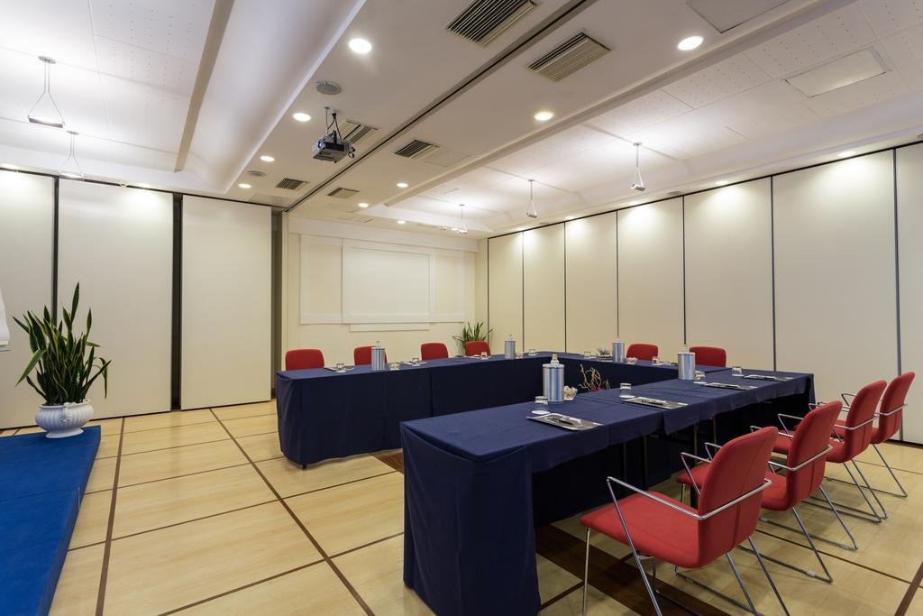 Hotel Luna Riccione E Aqua Spa Only Adults +12 Exterior photo